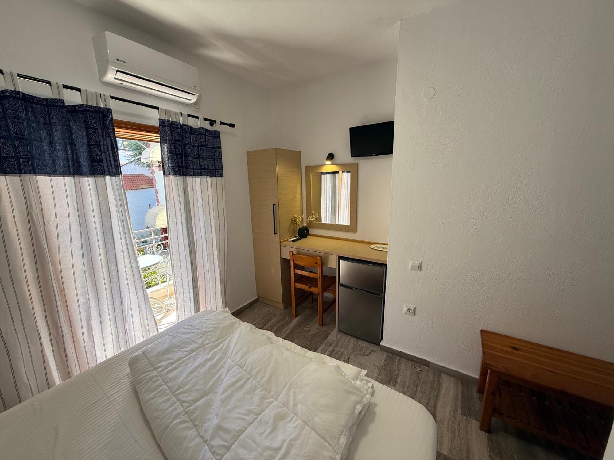 Sunrise House Hotel Parga Exterior photo